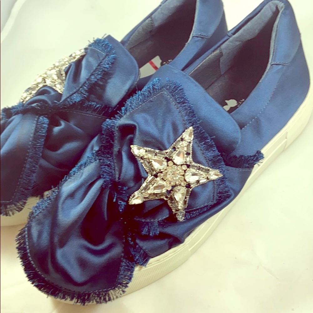 J/SLIDES  Astor Navy Platform Sneaker NWT